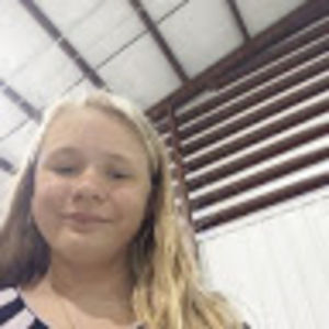 Meet your Posher, Isabella